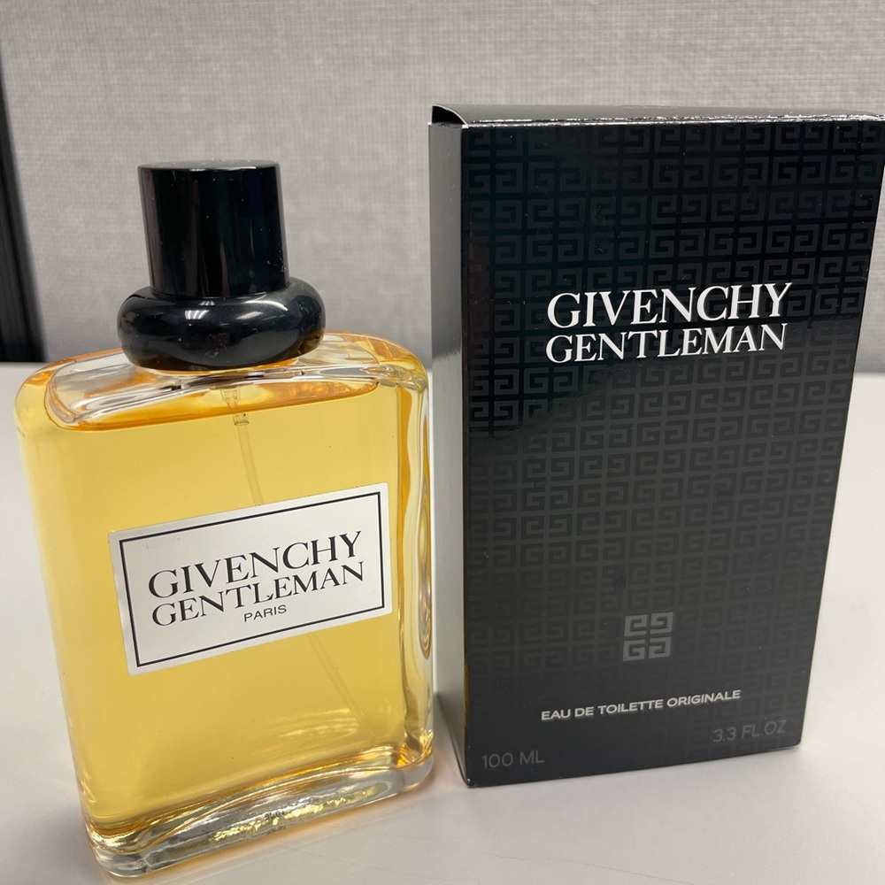 New $80 Givenchy Gentleman eau de toilette originale 3.3 oz